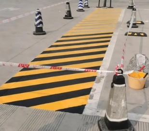 深圳道路車位劃線